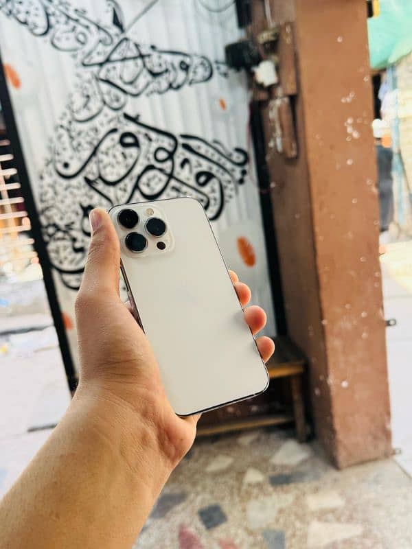 iphone 13 Pro 95 Health PTA Approved Shesha Condition 8