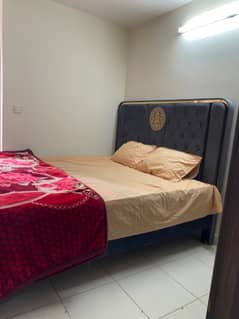 Par day 1bed apartment available