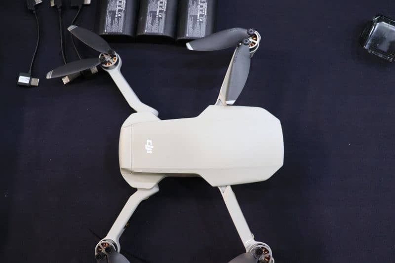 DJI mavic mini fly more combo 4