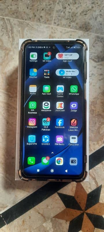 redmi note 9 s outclass condition 6 GB 128 GB one hand used 10/9.5 0