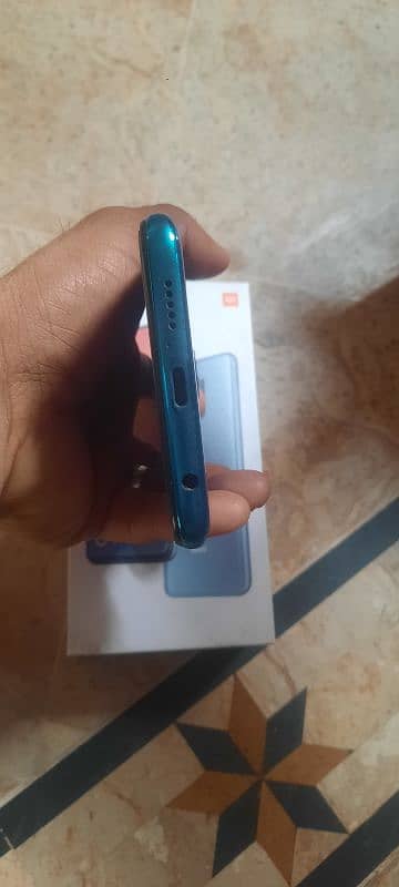 redmi note 9 s outclass condition 6 GB 128 GB one hand used 10/9.5 7