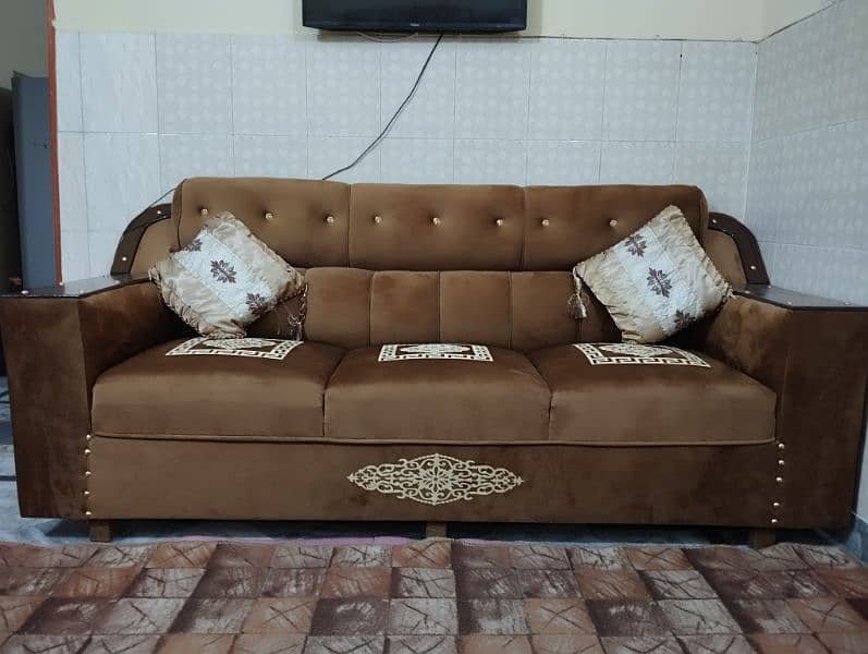 Brand New Sofa Set 3+2+1 with covers 0