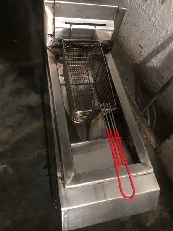 Gas fryer (used) 2