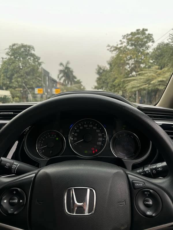 Honda City Aspire 2022 8