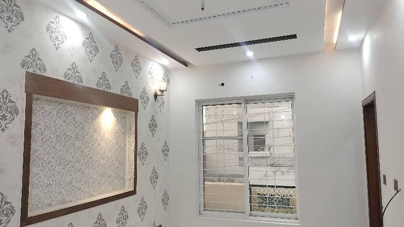 5 Marla Double Like A Brand New House Available For Sale Sabzazar Vvip House Good Location 11