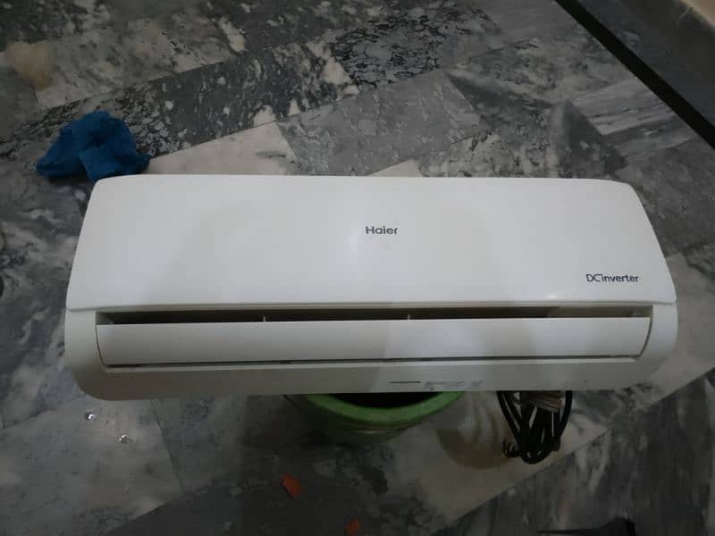 Haier invertor 1 ton only few months used 1