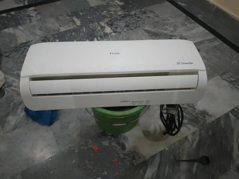 Haier invertor 1 ton only few months used 6