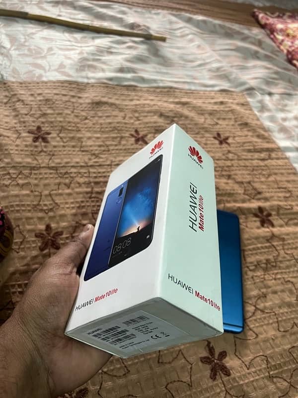 Huawei Mate 10lite(4gb/64gb)urgent Sale. 0/3/2/9/7/7/5/7/4/1/3 6