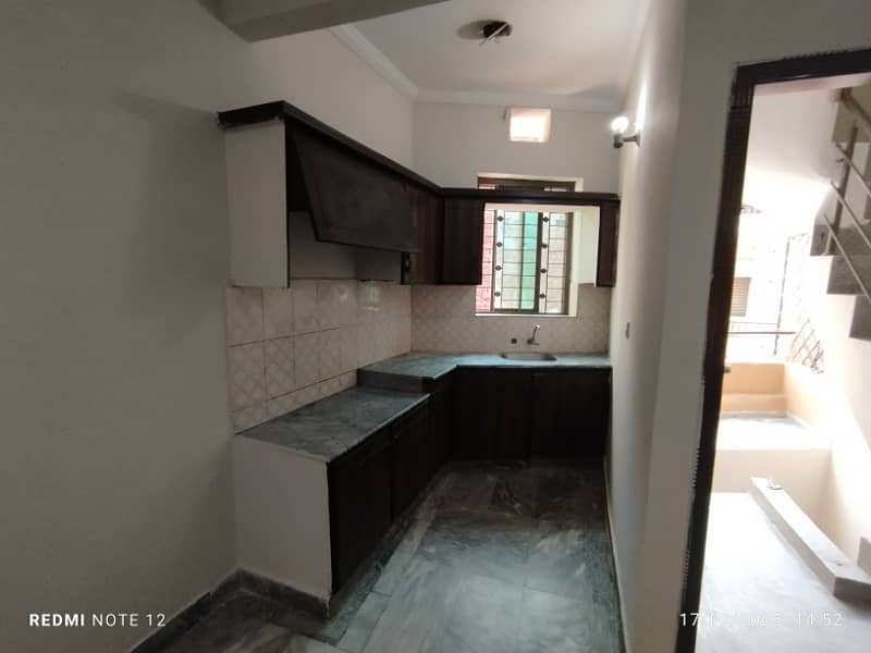 2 Marla House For Sale Clifton Colony Road Size 20 Feet 12