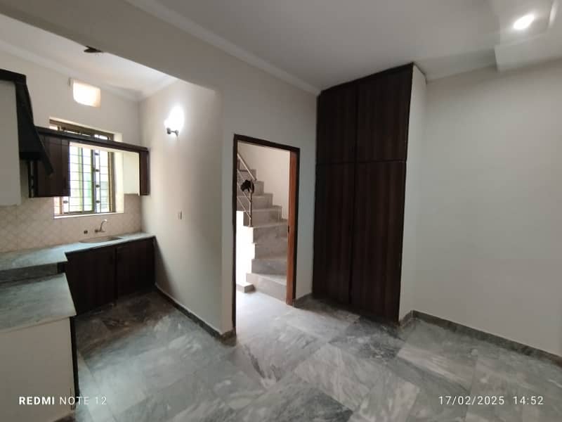 2 Marla House For Sale Clifton Colony Road Size 20 Feet 13