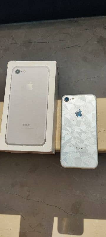 Iphone 7 PTA approved 128 1