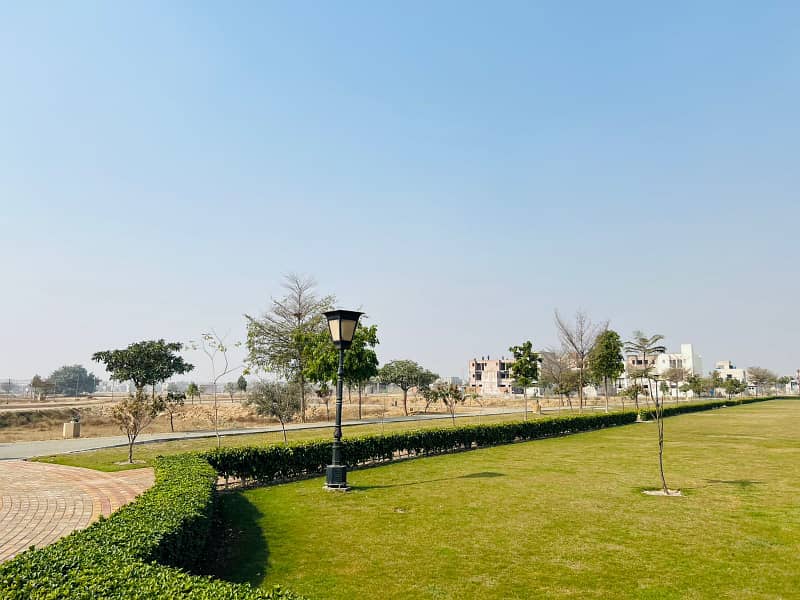 Cheapest 5 Marla Plot Available For Sale In Lake City Sector M-8 9