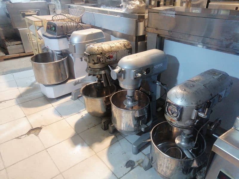 deep fryer automatic we have all kinds of fryer oven dough mixer etc 1