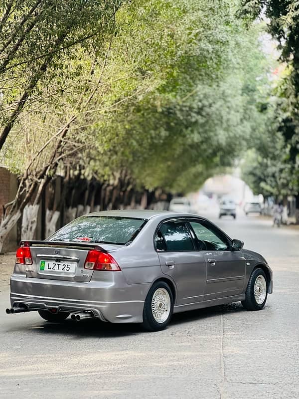 Honda Civic EXi 2005 8