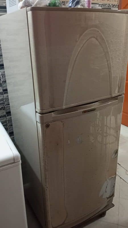 Dawlance fridge for sale 0