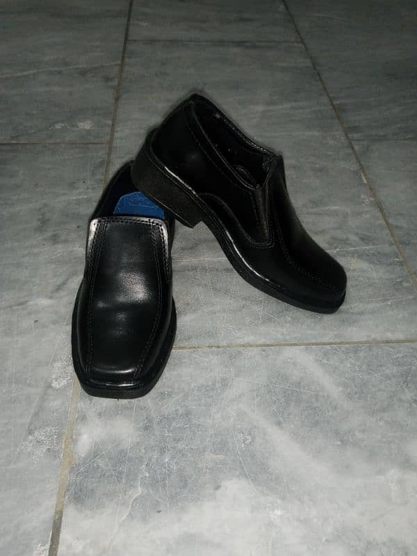 school shoes 0