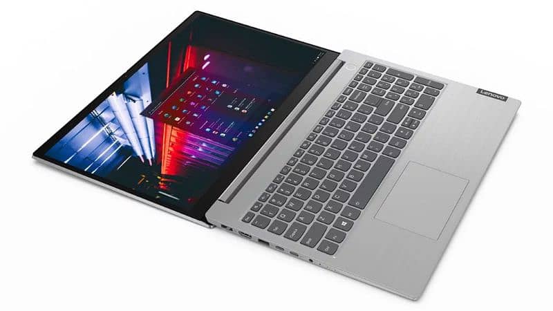 lenovo thinkbook 15 iml core i7 10th 8GB 128gb 2gb graphic card 5