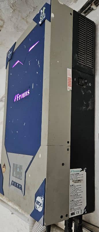 Fronus infinion PV7000 2