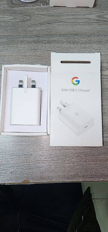 Google Pixel Original 30 watt Charger + Cable 4