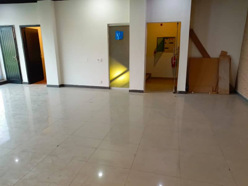 4 Marla 3rd Floor Office With Elevator For Rent In DHA Phase 5,Block CCA, Lahore. 15