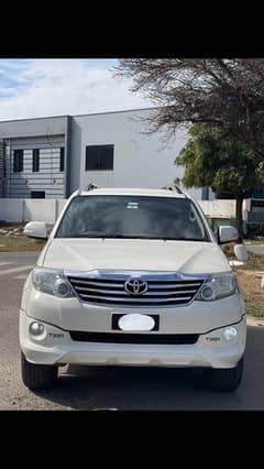 Toyota Fortuner 2014