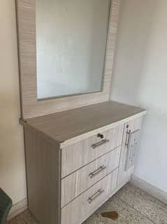 dressing table urgent sale