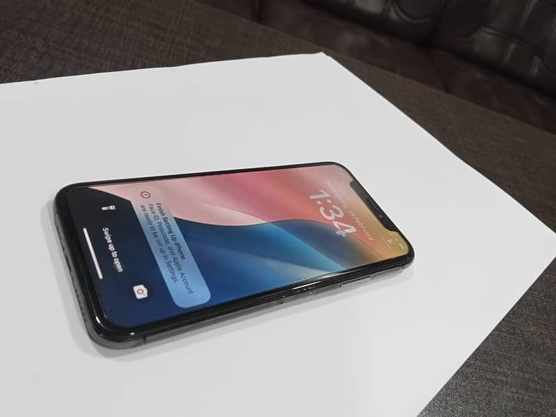 Apple iPhone X 0