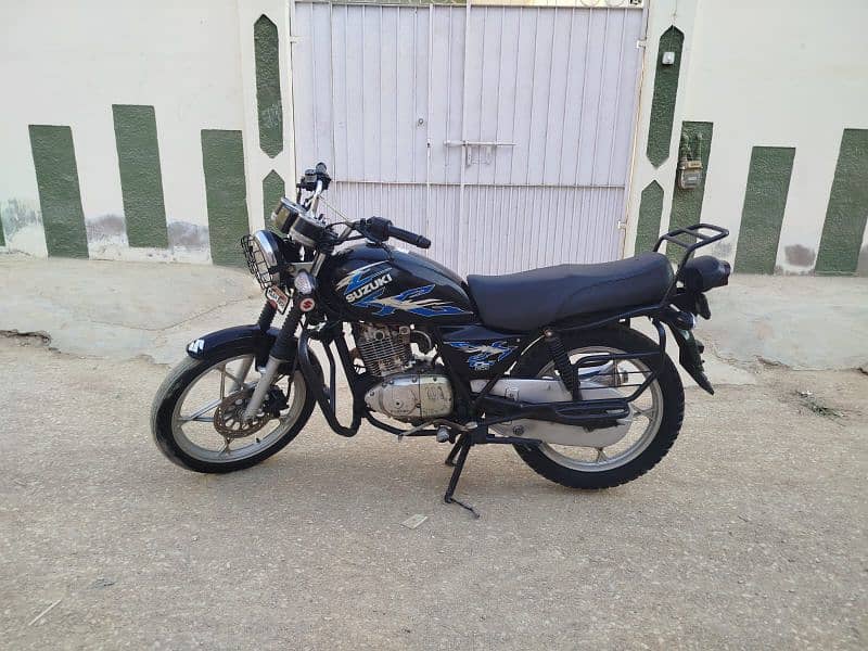 suzuki gs se 2018 6