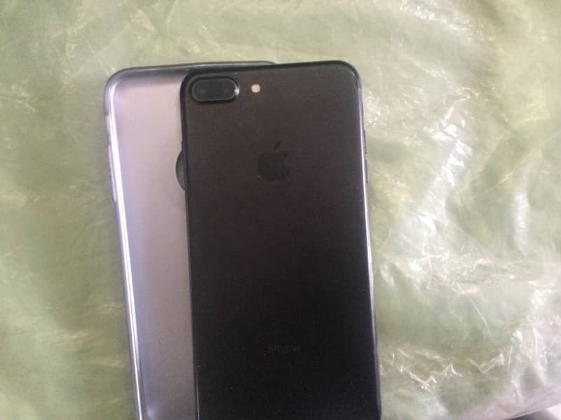 IPhone 7 Plus pta approved (price is negotiable ) 2