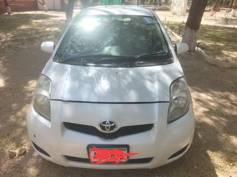 Toyota Vitz 2011 3