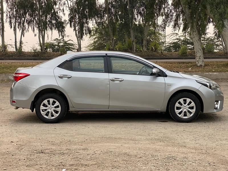 Toyota Corolla GLI 2014 6