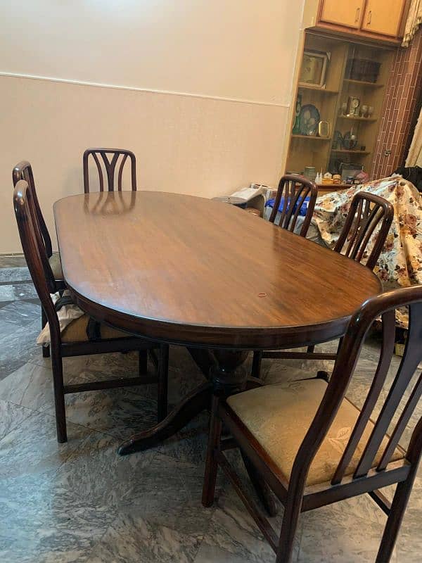 Premium quality Dining table in wood 0