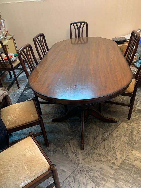 Premium quality Dining table in wood 4