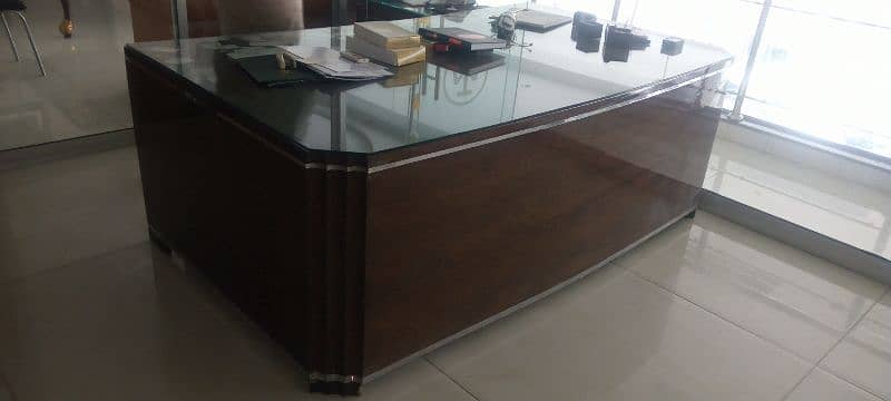 Office Executive table for sale 1