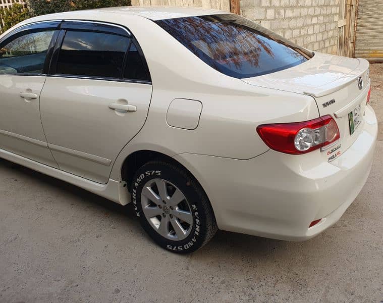 Toyota Corolla Altis SR 2011 4