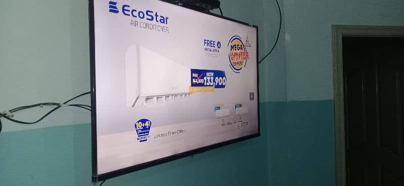 p615 TCL 50 inch led lush condition 10/10  2 GB 8 Gb 2