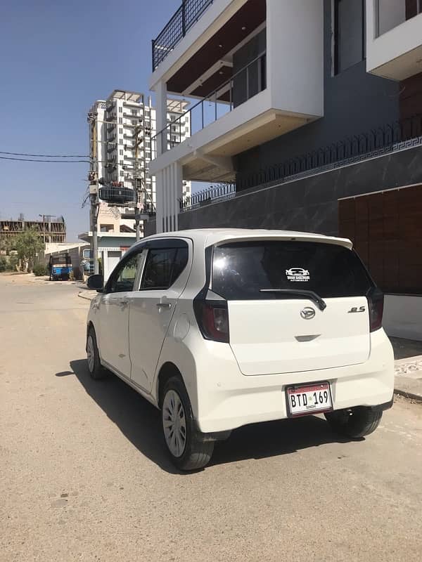 Daihatsu Mira 2018 XSA 3 8