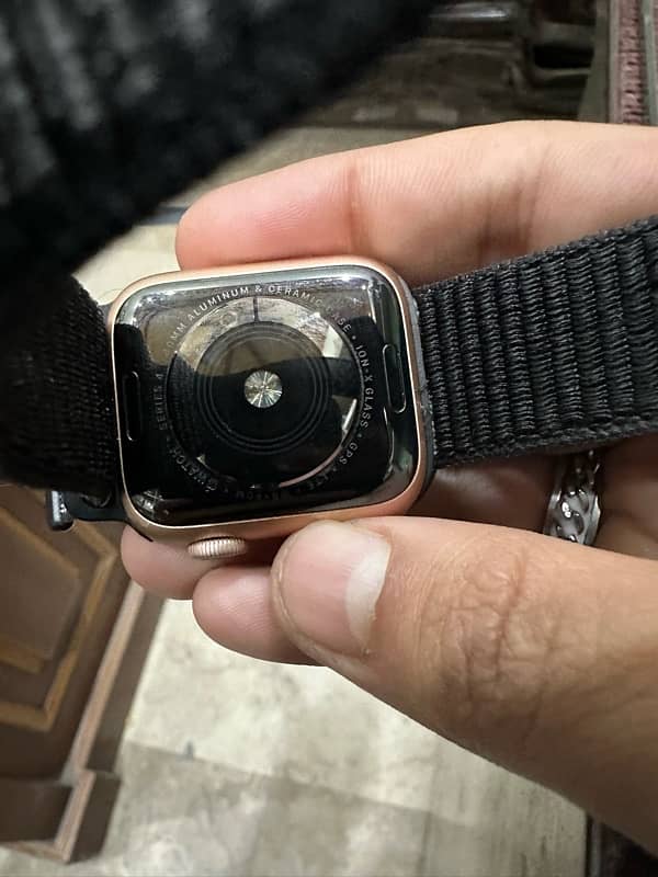 APPLE WATCH SERIES 4 2