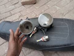 car  ki fog light lamp ha honda 70 ke seat hai prider ka cylinder hai