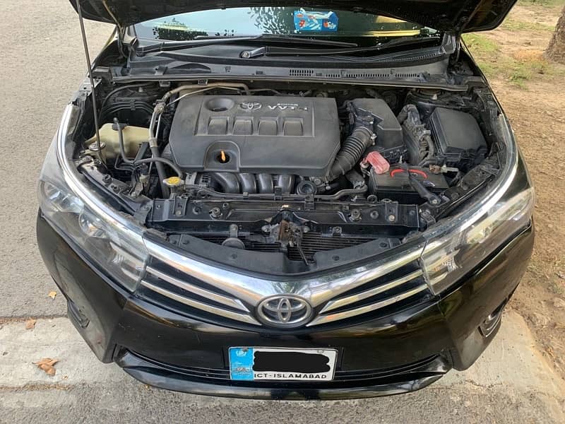 Toyota Corolla Altis 1.8 2015 11