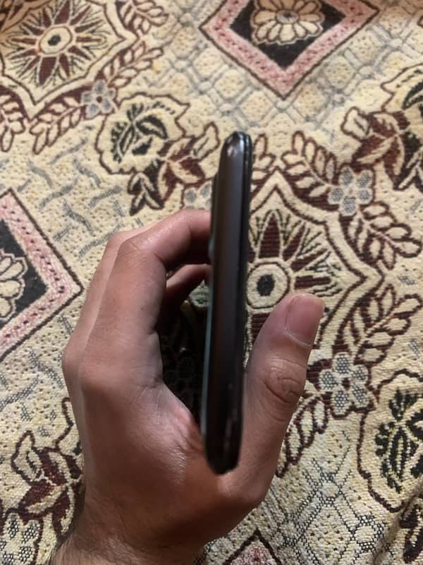 one plus 5t 4