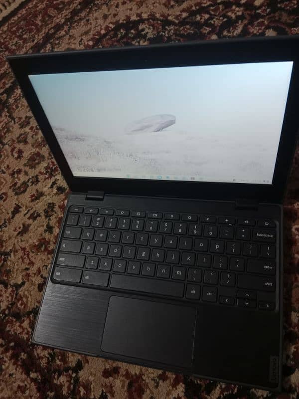 lenovo Chromebook 4gb 32gb with playstore 5