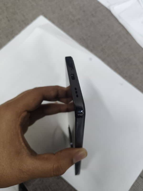 oppo Reno 12 f grey colour 2