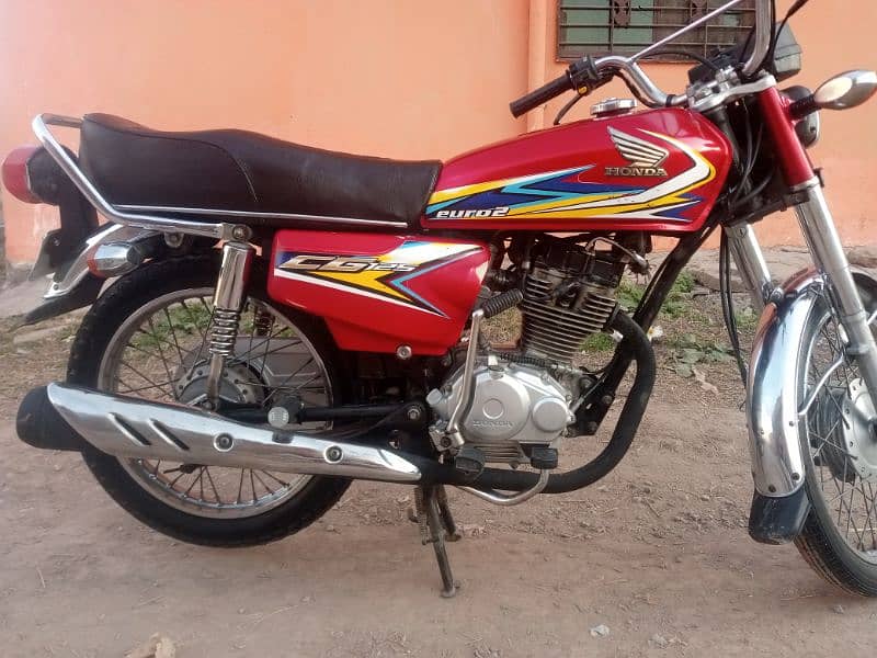 Honda 125 model 19 Punjab no location bhara kahu Islamabad 3