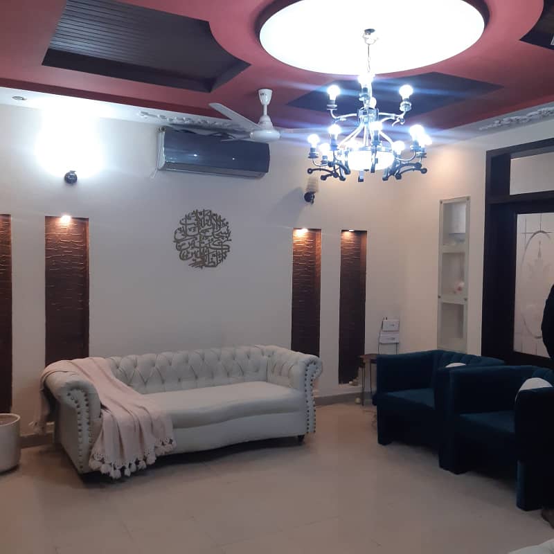 10 Marla House In Bahria Town Lahore For Sale 16