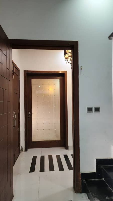 10 Marla House In Bahria Town Lahore For Sale 20