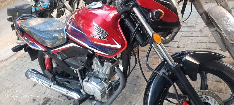 HONDA CB125F 0