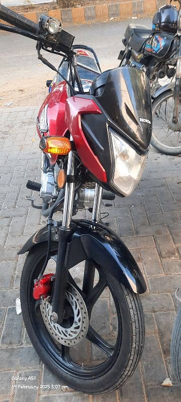 HONDA CB125F 6