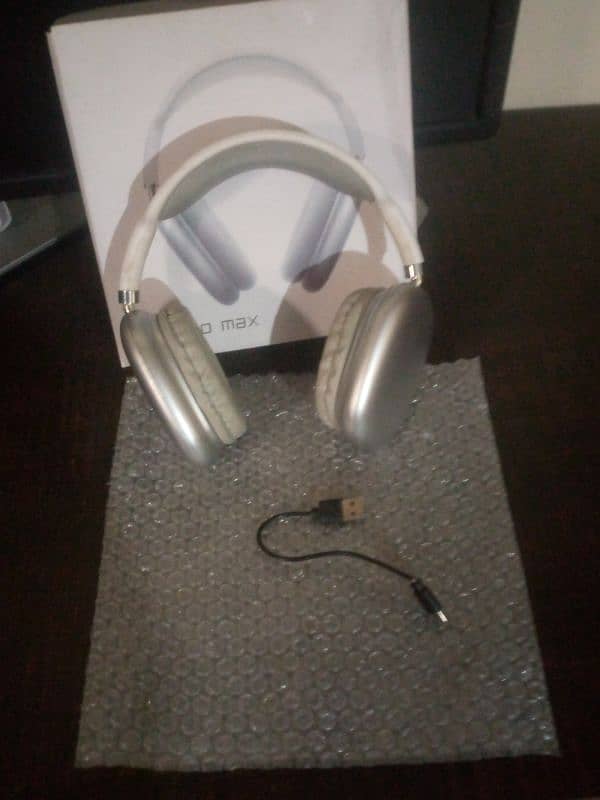 P9 Pro Headphones 0