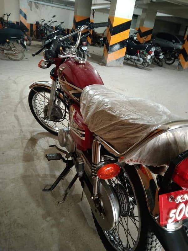 only 4200 kms running 1